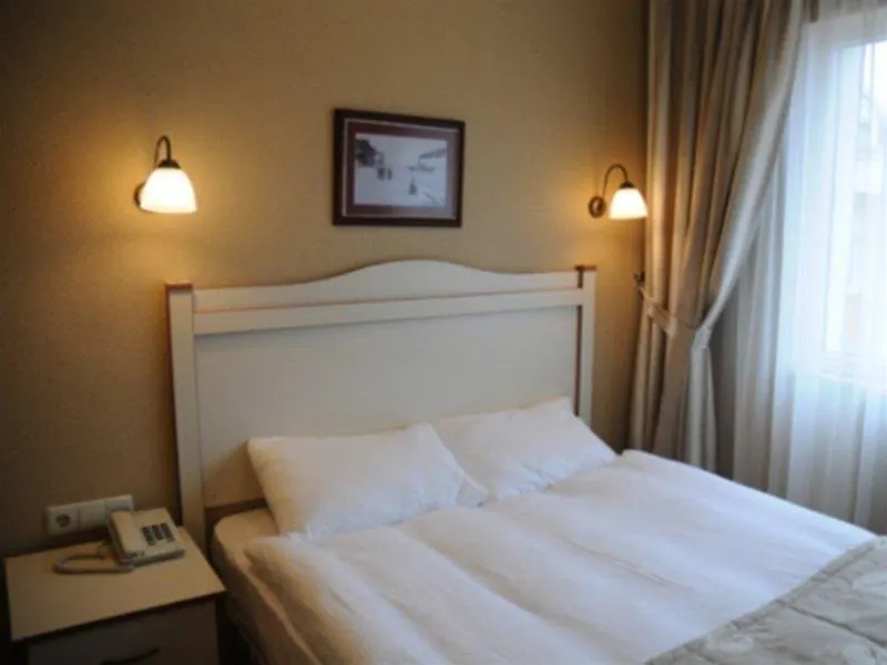 Ersu Hotel Стамбул