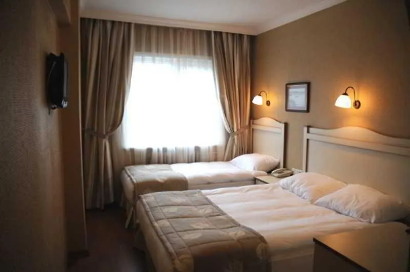 Ersu Hotel Стамбул